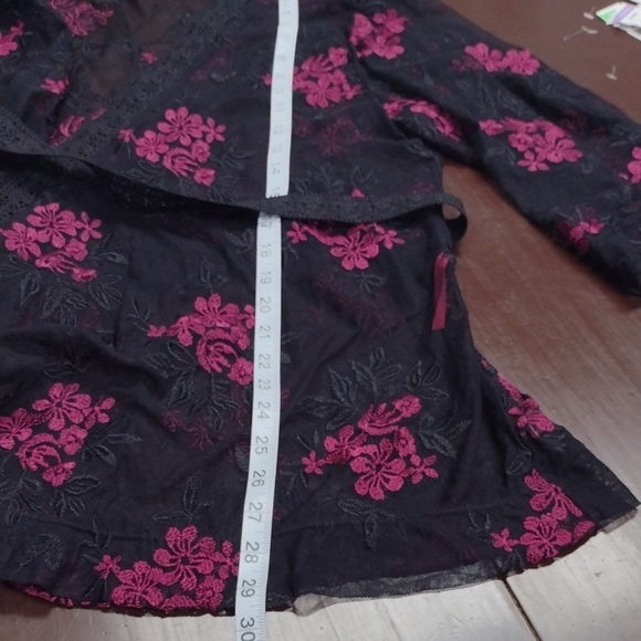 Kimono BabyDoll Black and Pink Floral Embroidered Mesh Robe - Picture 7 of 10